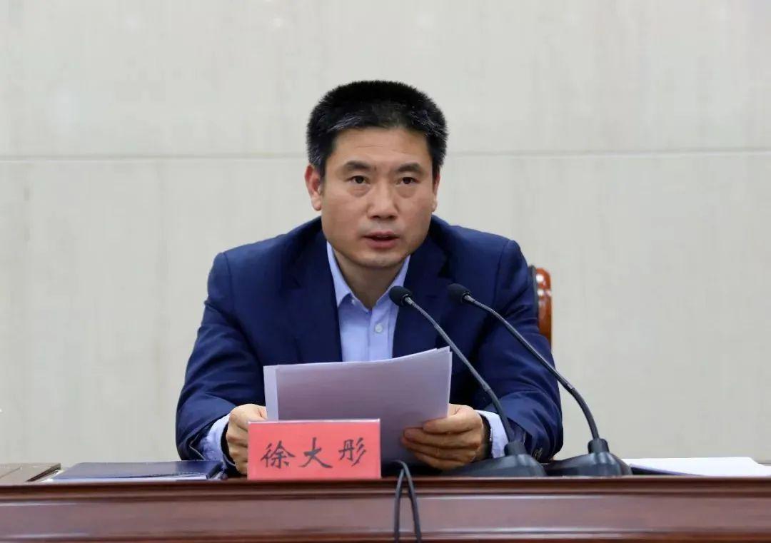莊長(zhǎng)興，職場(chǎng)巨人的進(jìn)化之路——不斷追求學(xué)習(xí)與變化的力量